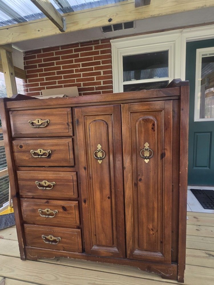 Vintage Wooden Dresser Cabinet With Drawers