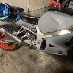 2001 Suzuki GSXR-600