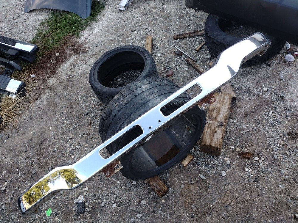 2000 Ford - 2007 GMC 1500 Sierra Chrome Front Bumper OEM Part