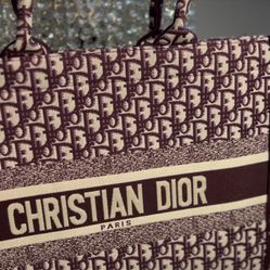 CHRISTIAN DIOR LARGE BAG