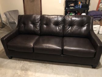 Brown Top grain leather couch and love seat Ashley Signature Furniture