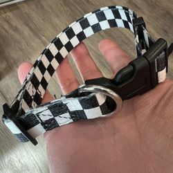 Free Vans Dog Collar For Medium To Large Dogs