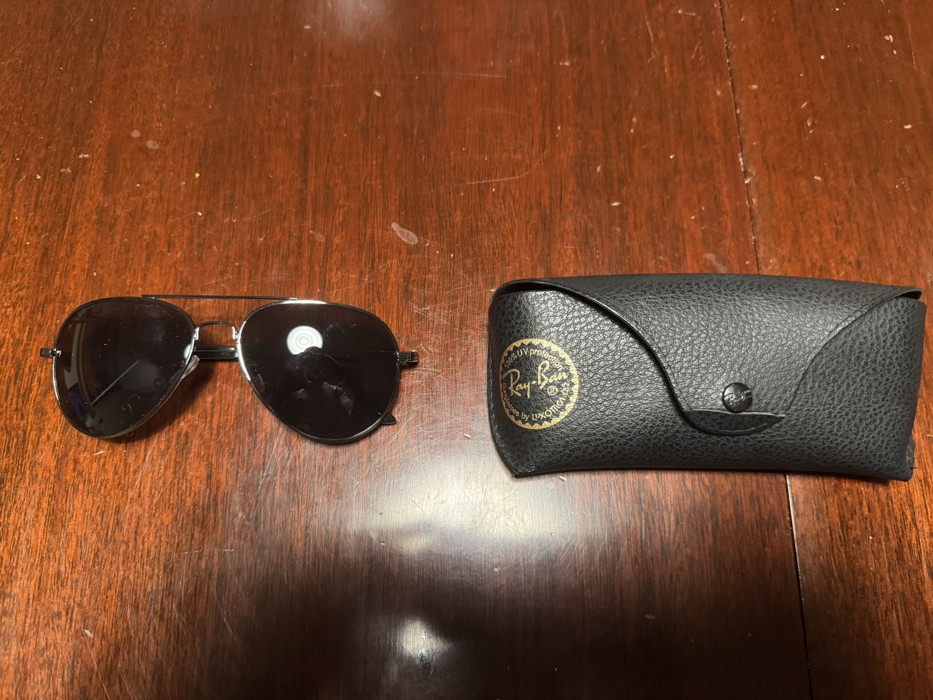 Aviator Sunglasses w/ Case