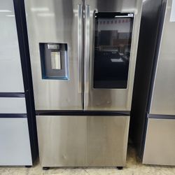 Samsung refrigerator with screen