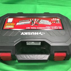 Husky 94-piece Mechanics Tool Set 