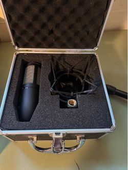 AKG P220 Condenser Mic
