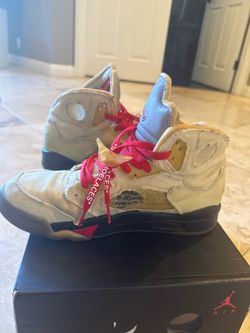 Off white Jordan 5s size 9.5