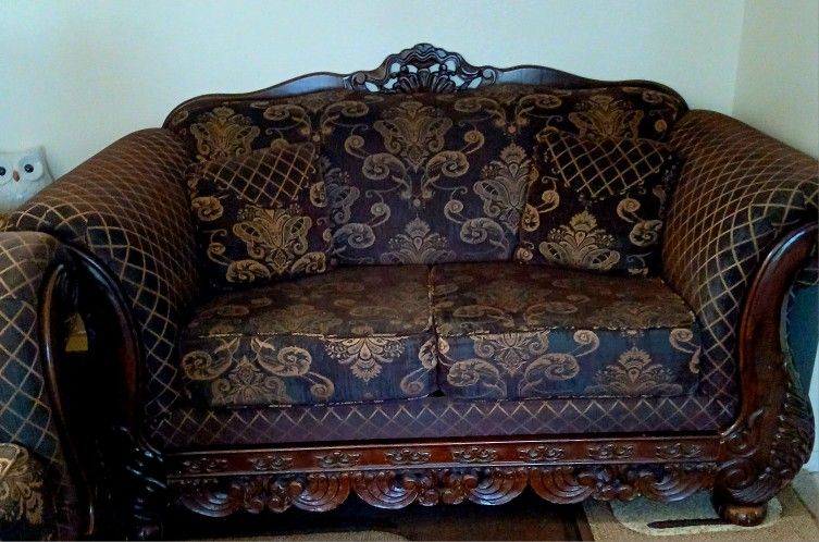 Sofa Set