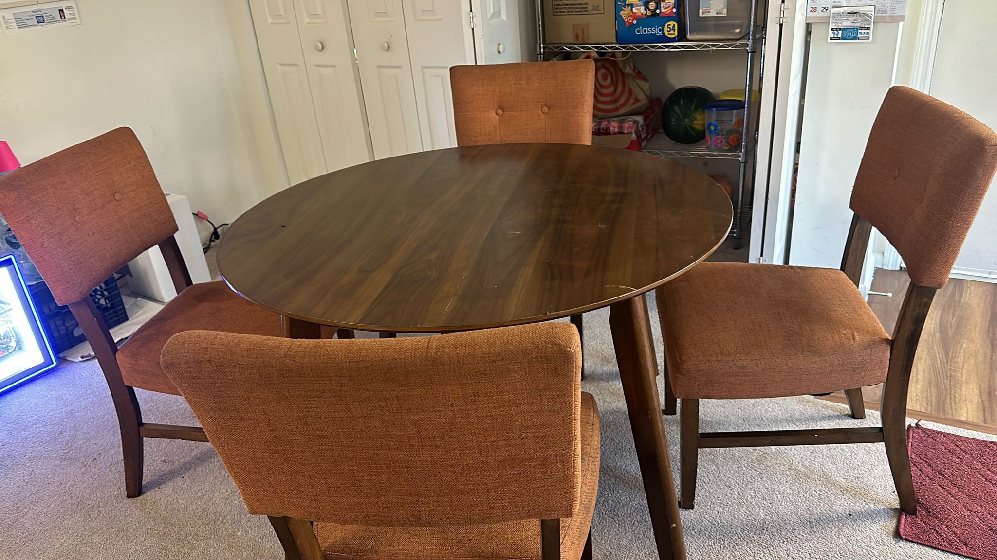 BETTIE WALNUT ROUND DINING TABLE