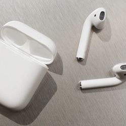 Gen 1 AirPod 