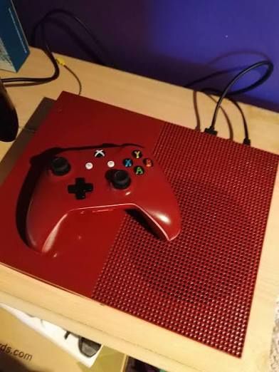 Xbox One S