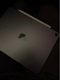 iPad Air 4th Gen Pencil included