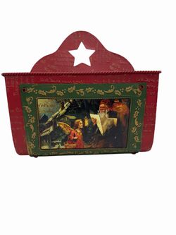 Vintage Style Santa Claus Christmas Metal Wall Basket Holiday Deco