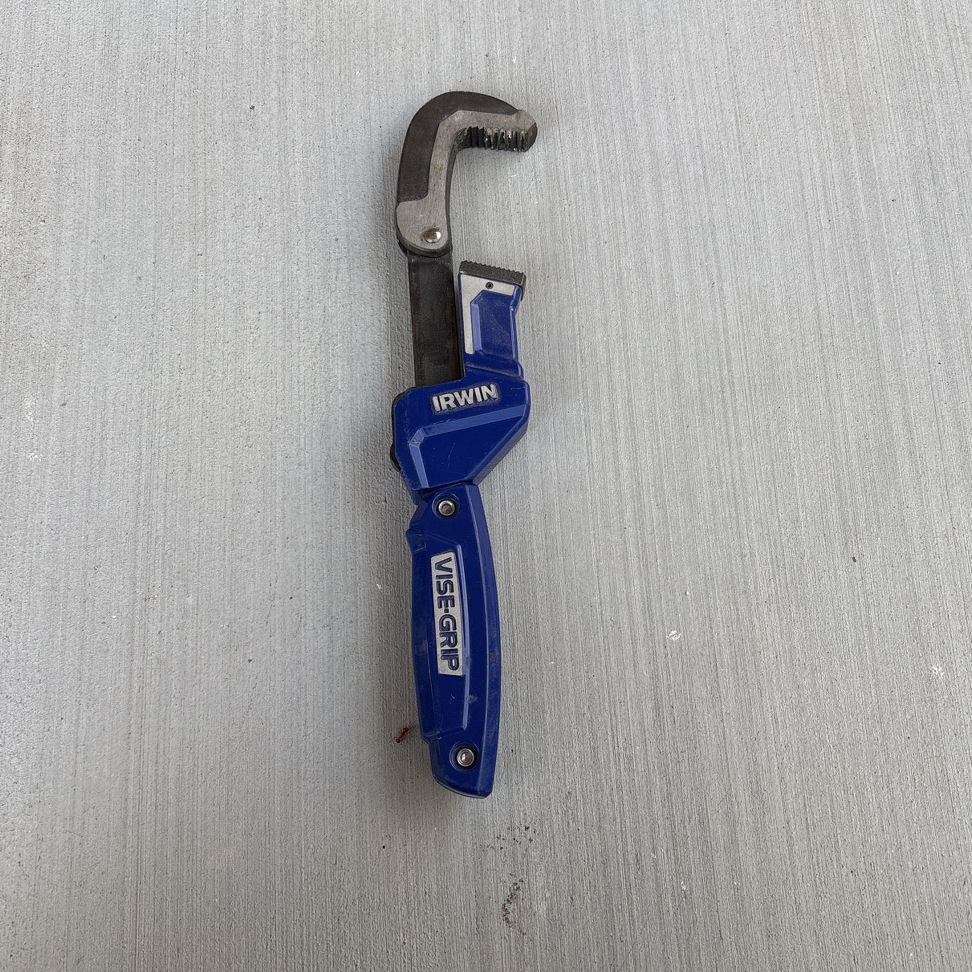 Wrench 24$