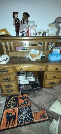 Vintage Desk (with rolltop)