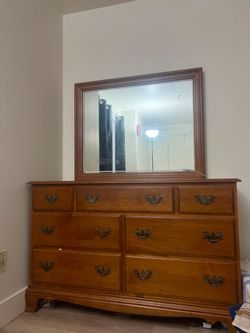 Traditional Wood Dresser with Mirror