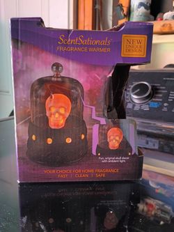 This ScentSationals Skull Cloche Fragrance Warmer Wax Melter