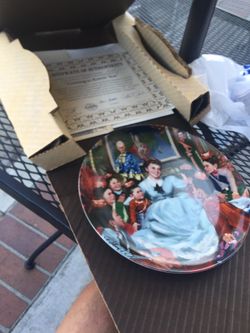 “Getting to Know You” 8 1/2 inch collector’s plate. Includes COA “The King and I” series