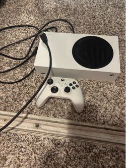 Xbox series S with controller