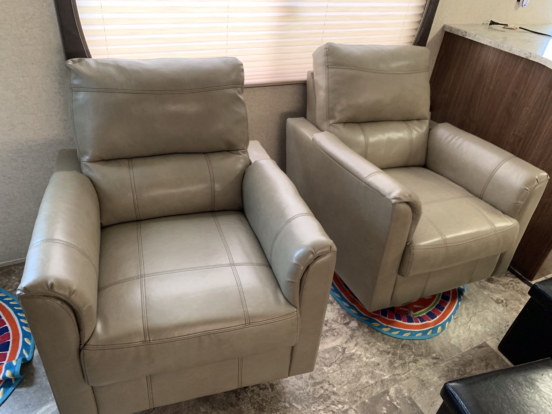Swivel rocker chairs out of travel trailer these are Not recliners