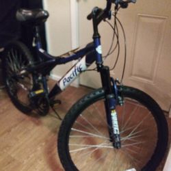 Bisicleta 24"