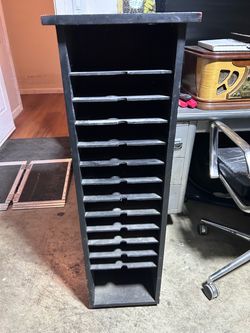 File /magazine rack