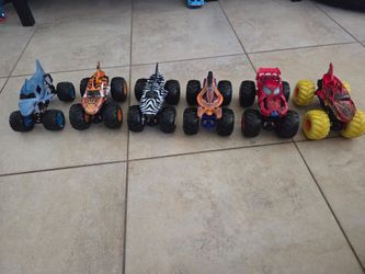 Monster Jam Monster Trucks Lot of 6