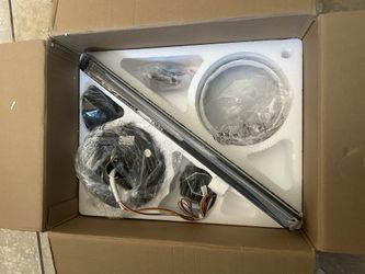A ceiling smart fan