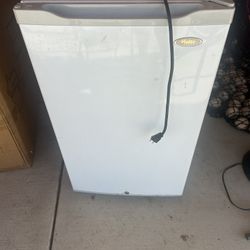 Mini Fridge