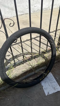 Maxxis Tire