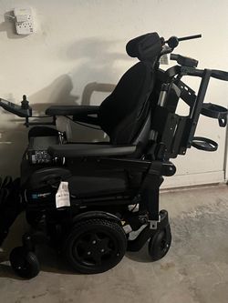 Permobil M3 Corpus Power Wheelchair - Excellent Condition