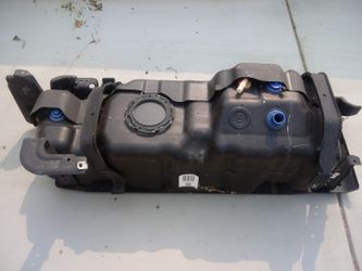 2011-2016 Ford F350 6.7 Diesel Crew Cab/Short Bed Plastic 26 gal fuel tank