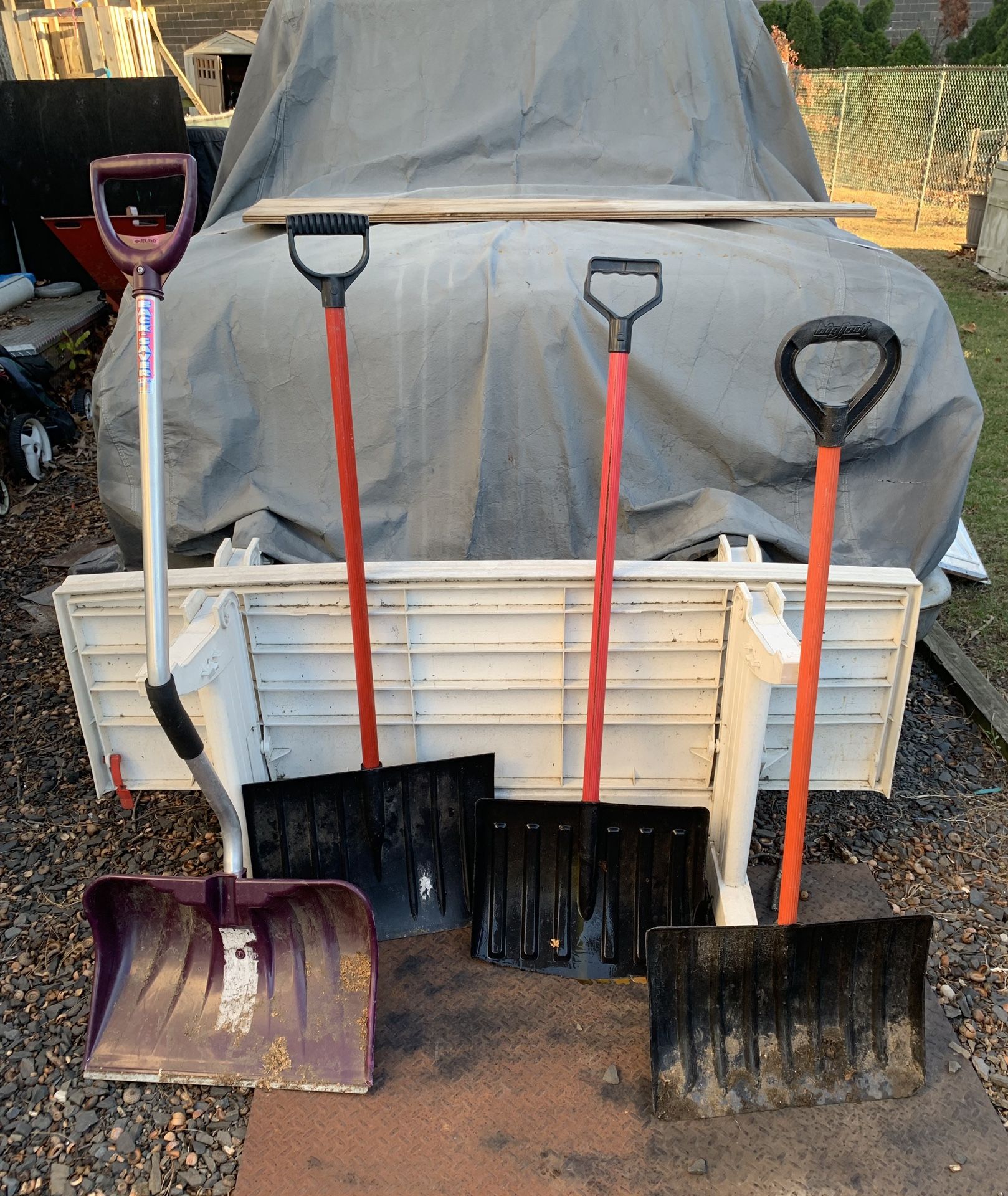 Snow shovels all 4 for $10 normal wear not perfect no hold first come