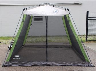 Coleman Skylodge 10 x 10 Instant Screen House