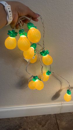 Pineapple string lights