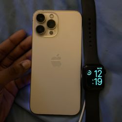 Apple iphone 13 pro max w apple watch se 