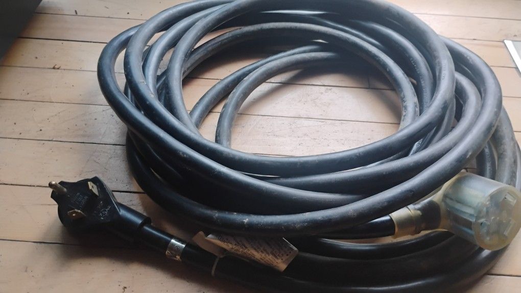 Heavy Duty 30 Amp 25 Foot RV Power Extension Cord
