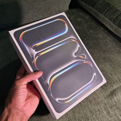 NEW iPad Pro M5 11" 256gb Wi-Fi SEALED/UNOPENED