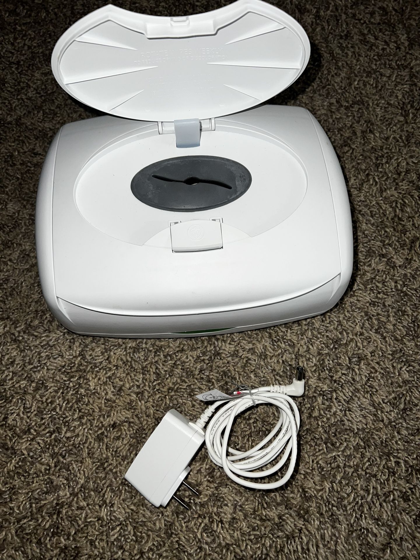 White Wipe Warmer Like New 