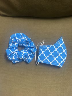 1 mask + 1 hair tie adult size face mask 3 layers