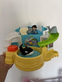 Little People Aquarium With Orca