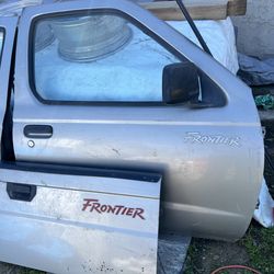 Nissan frontier doors