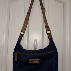 Calvin Klein Navy Crossbody Purse Bag **EXCELLENT CONDITION **