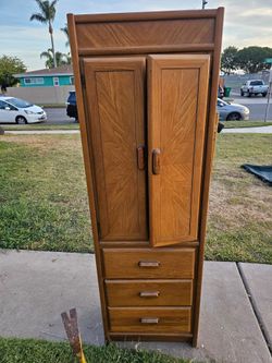 Dresser