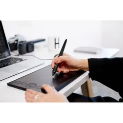 Wacom Intuos Pro Medium (PTH-660) Drawing Tablet- like new, tested, perfect condition
