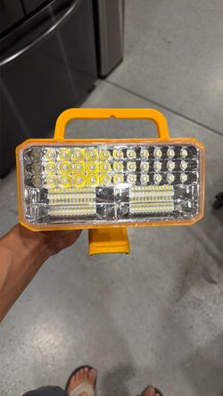 Dewalt Portable LED Work Light with Handle