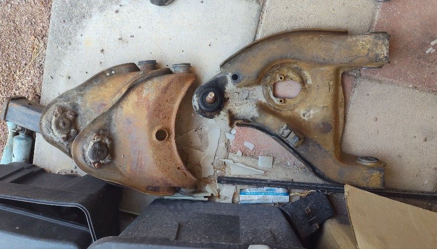 Complete OBS Front Suspension, Off 97 Sierra, Control Arms, Coil Springs, Brakes, More