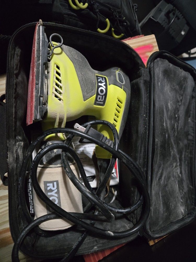 Ryobi Coorded Sander