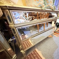 Mirror 3 Drawers Chest - 20% OFF OFFER!!!