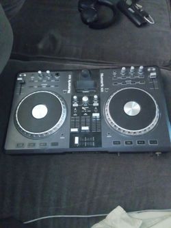 NUMARK iDJ3